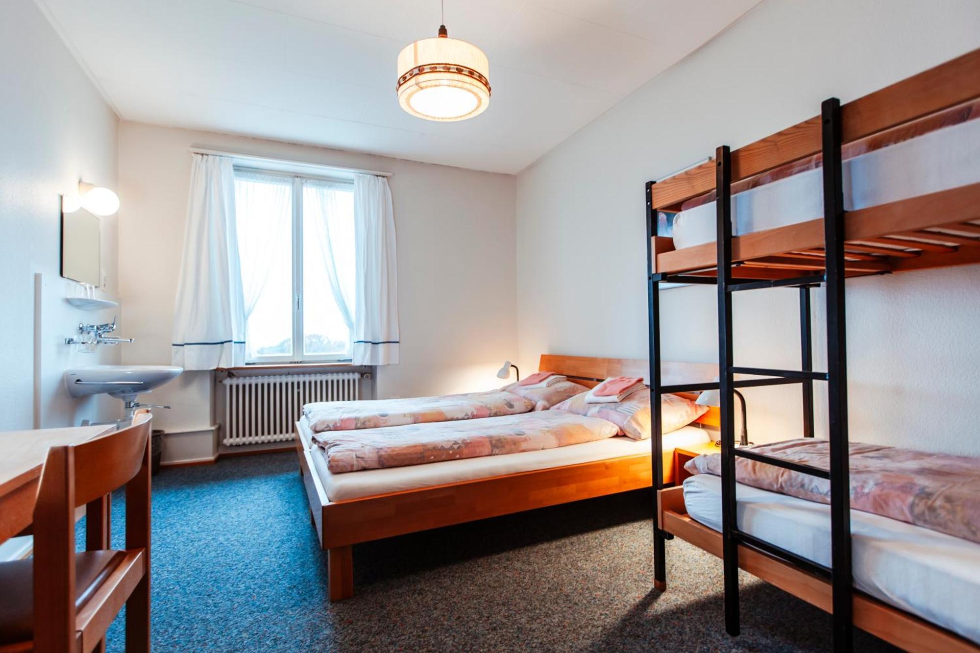 Chrischona Berg Hotel Bettingen Bilik gambar